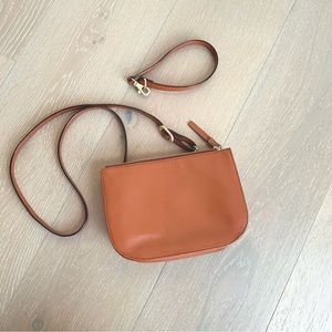 Lo & Sons - Waverley 2 Large - Nappa Leather in Sienna / Gold / Camel